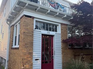 272 Commonwealth Ave, Buffalo, NY 14216