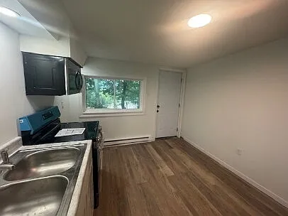 1 bed, 1.0 bath, $1,095 — Photo 4