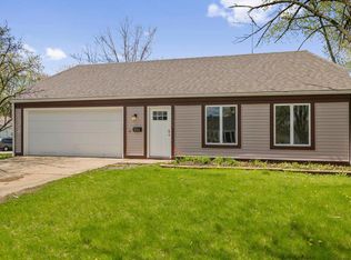 139 Braeburn Dr, Montgomery, IL 60538