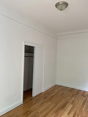 Rented by Roger Benayoun, LREB | media 7