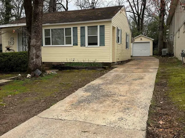 6308 Longwood Rd, Cammack Village, AR 72207