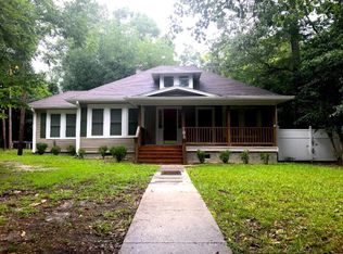 1009 Bridge St, Saint Matthews, SC 29135