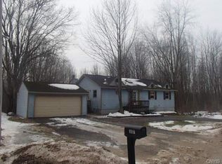 317 Thelma Rd, Central Square, NY 13036