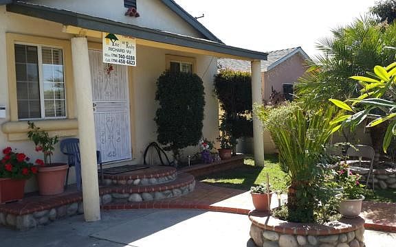 2nd image of 22316 Elaine Ave