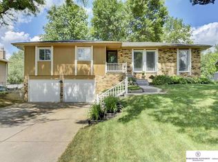 5511 S 152nd St, Omaha, NE 68137