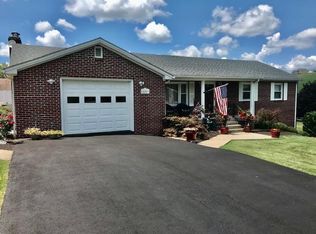 602 Robin St, Bluefield, VA 24605