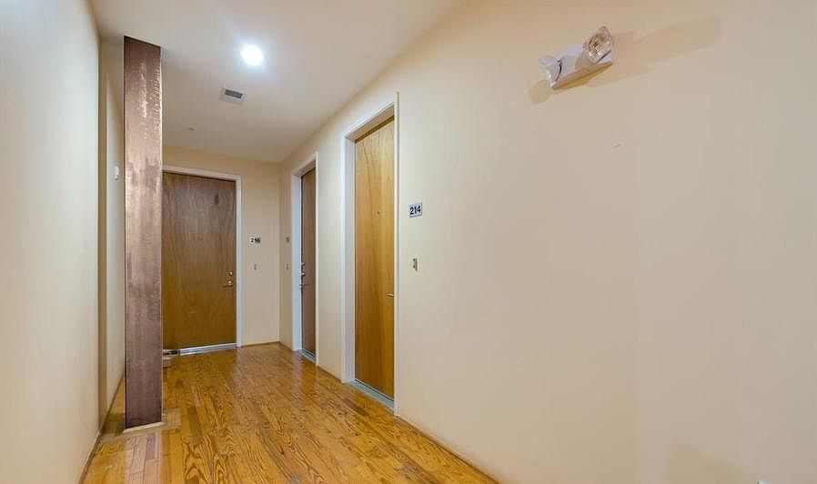 1st image of 1312 Live Oak St APT 213