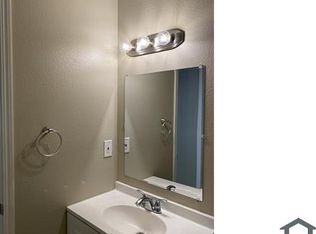 321 Kelly Ct #321, Sacramento, CA 95838