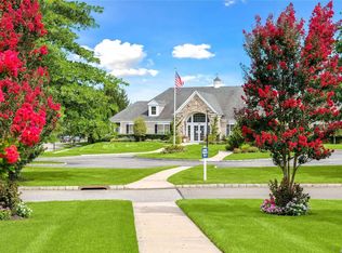 28 Kimberly Dr, Westhampton, NY 11977
