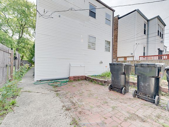 5th image of 1148 N Mayfield Ave #1