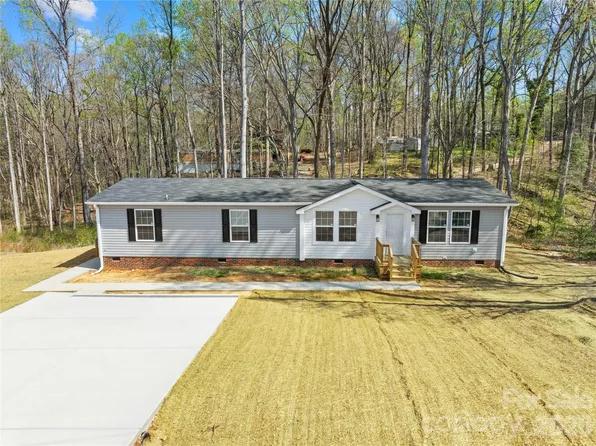 7822 Stillwater Dr, Sherrills Ford, NC 28673