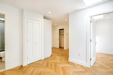 Rented by Akelius Real Estate Management