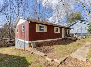 7 Main St, Asheville, NC 28803