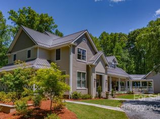 300 Fairview Farms Rd, Campobello, SC 29322