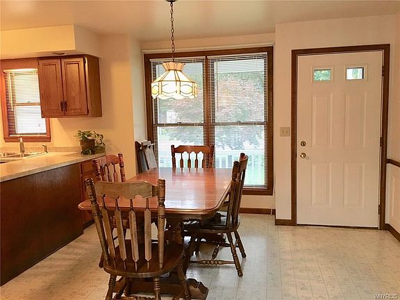 5th image of 1533 Homecourt