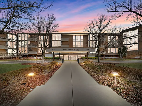 1301 N Western Ave Unit 204, Lake Forest, IL 60045