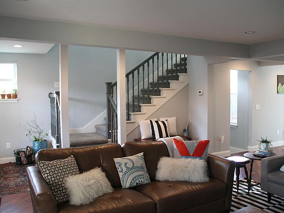 2nd image of 531 Galapago St