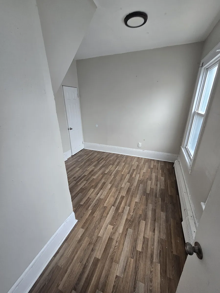 Building Photo - 151 Mill St #G2