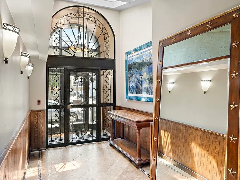 420 Jefferson St #3B — Photo 11