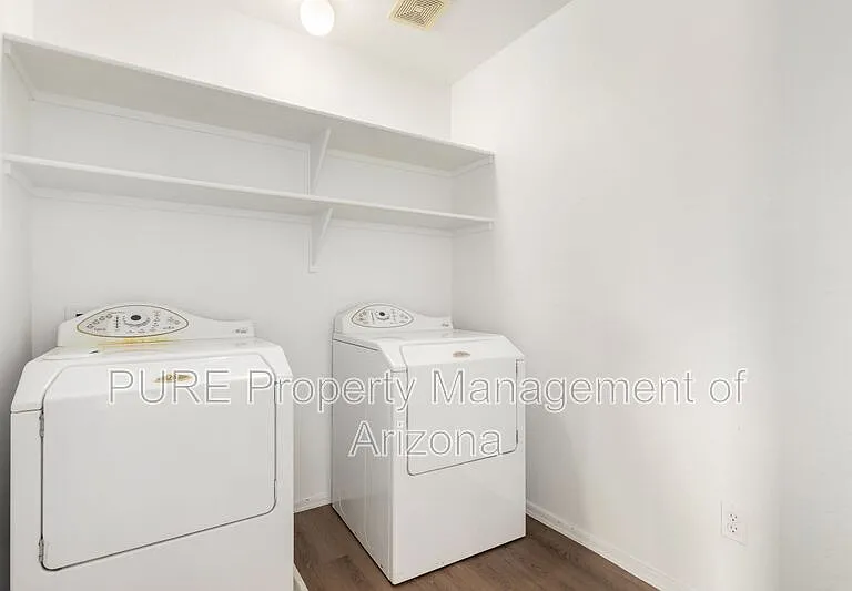 17753 W Caribbean Ln — Photo 10