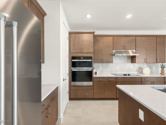 7th image of this home