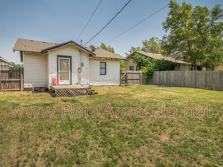 1624 S Ong St — Photo 16