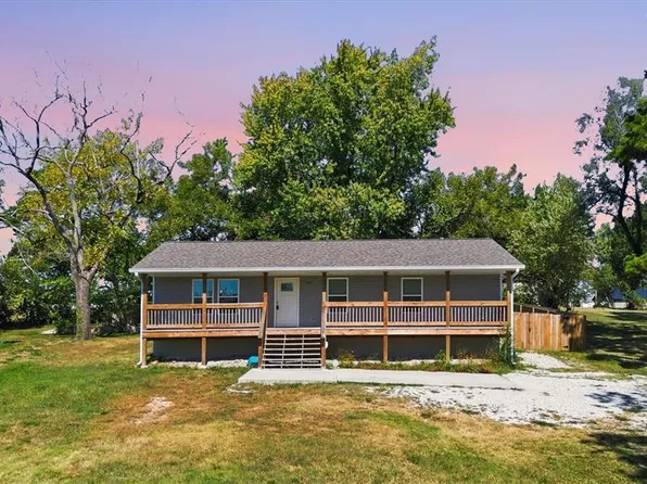 307 S Nettleton Ave, Mansfield, MO 65704