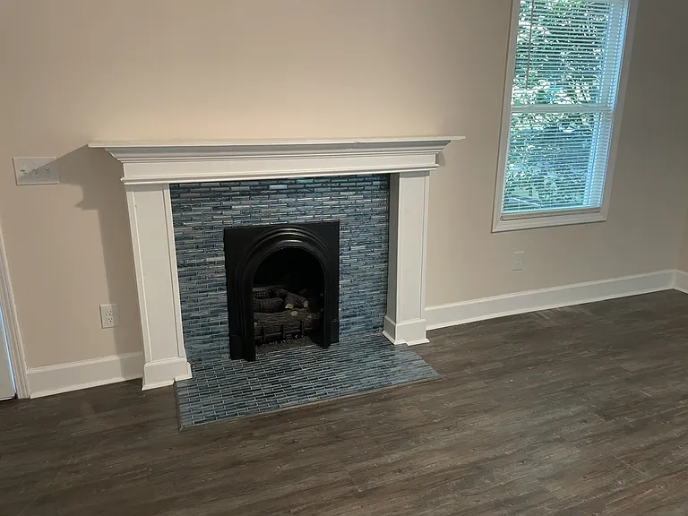 1560 Pontiac Pl SE — Photo 5