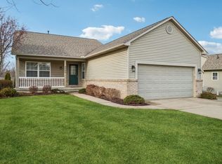 8095 Clover Ridge Ct, Grand Blanc, MI 48439