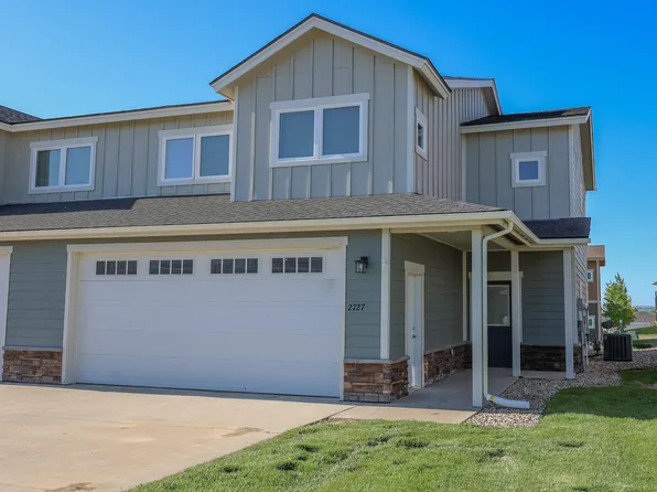 2727 28th St W, Williston, ND 58801