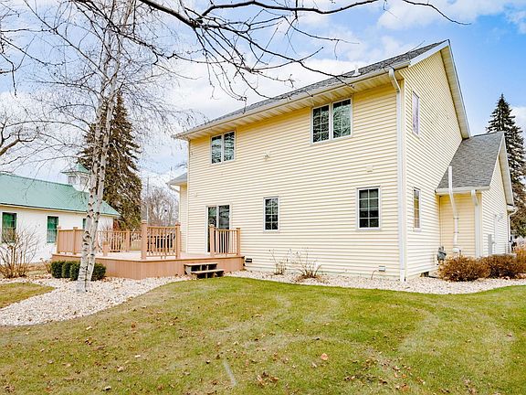 2nd image of 583 Edgerton Rd