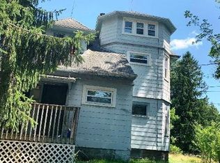 15 Winslow Pl, Liberty, NY 12754