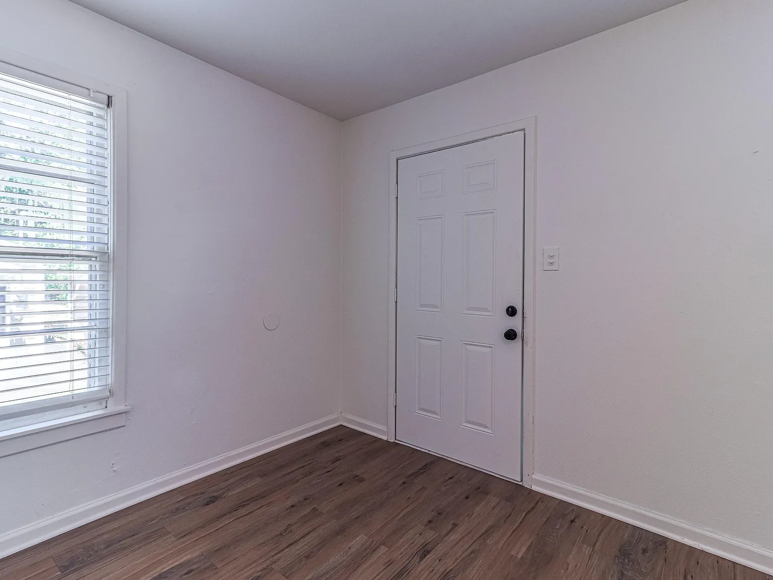 2622 W Johnson St; Denison 75020 (Lms) - For Sale Okr - 1 — Photo 3