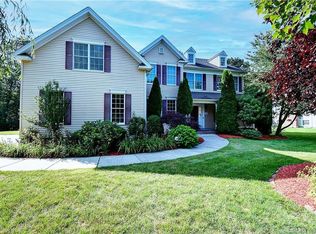 282 Kinne Rd, Glastonbury, CT 06033