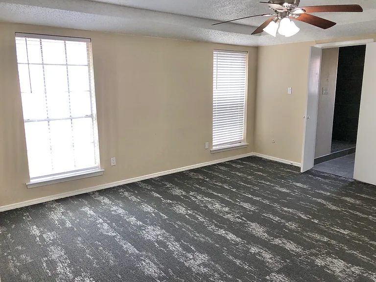 613 Trail View Ln — Photo 9
