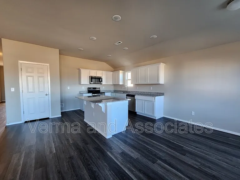 1730 King Rd — Photo 18