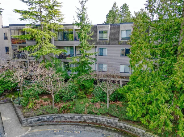 1740 Southmere Cres #203, Surrey, BC V4A 6E4