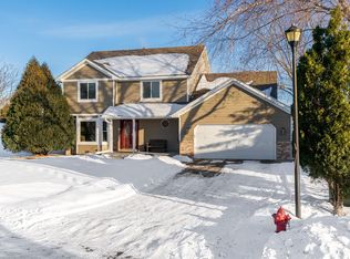 3796 Blackhawk Ridge Cir, Eagan, MN 55122