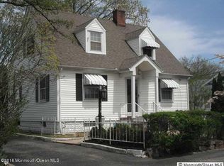 645 Beacon Ave, Beachwood, NJ 08722