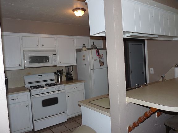 5th image of 970 Squire Mansion