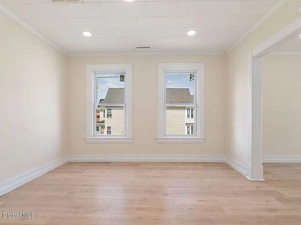 5 Barney St FLOOR 2