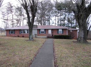 302 Richardson Dr, Rogersville, TN 37857