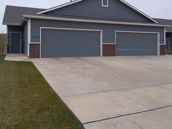 1315 N Azena St, Andover, KS 67002