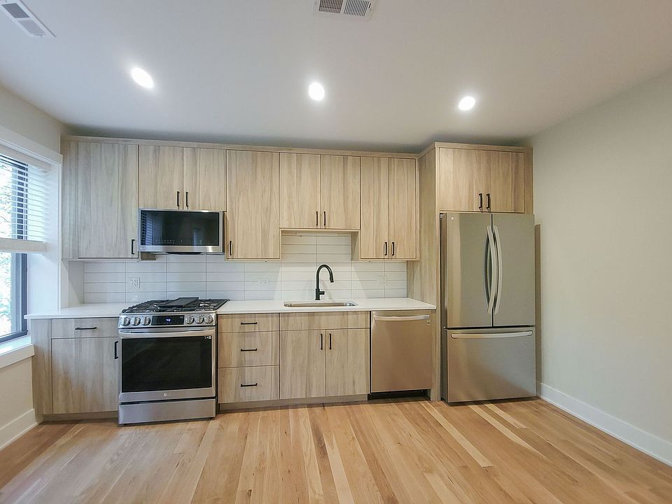 1st image of 2234 N Bissell St #1E