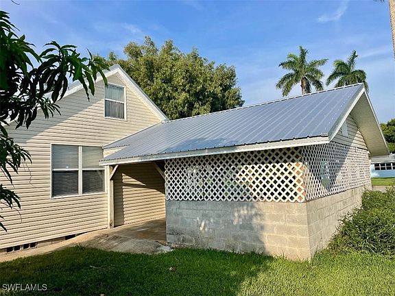 2nd image of 417 Royal Palm Ave