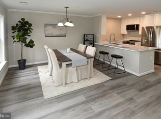 2107 N Rolfe St APT B, Arlington, VA 22209