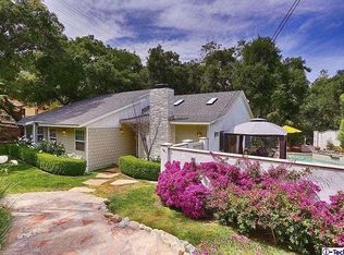 321 Mesa Lila Rd, Glendale, CA 91208