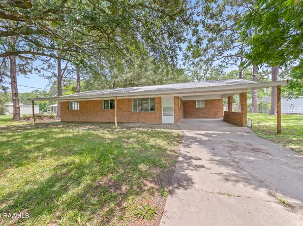 1014 Carol Comb Rd, Breaux Bridge, LA 70517