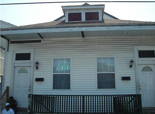 1st image of 1623-25 Painters St