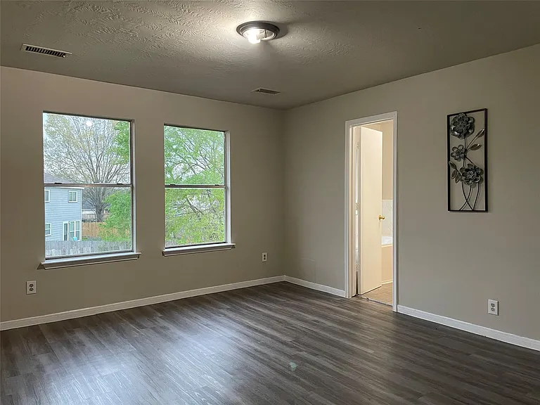 6614 Amberfield Ln — Photo 19